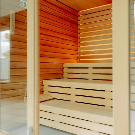 Hotel Via Plaza By Hackmann 4*