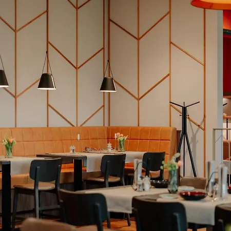 Via Plaza By Hackmann 4*