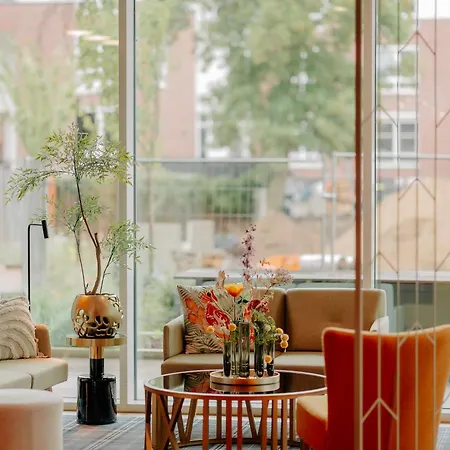 Via Plaza By Hackmann 4*