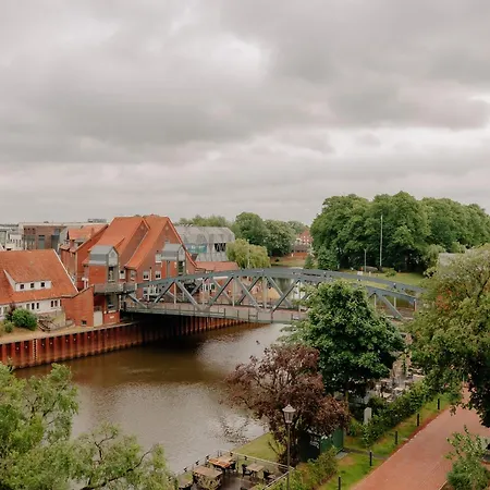 Hotel Via Plaza By Hackmann