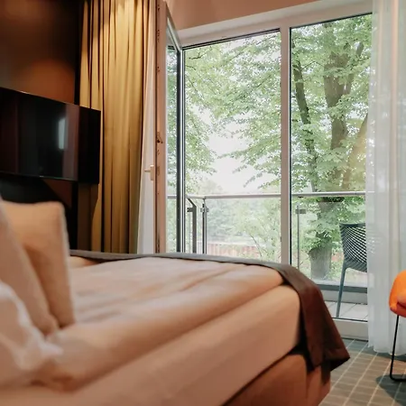 Via Plaza By Hackmann Hotel 4*