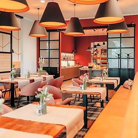 Hotel Via Plaza By Hackmann 4*