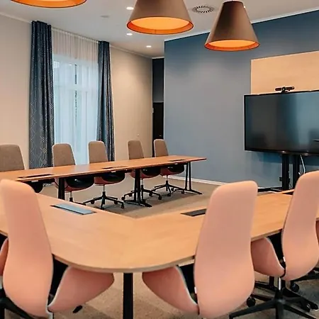 Via Plaza By Hackmann Hotell 4*