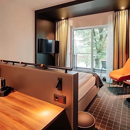 Via Plaza By Hackmann 4*