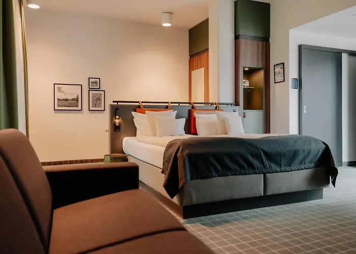 Via Plaza By Hackmann 4*