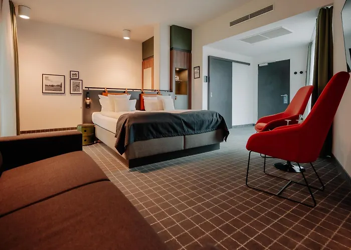 Via Plaza By Hackmann Hotell 4*